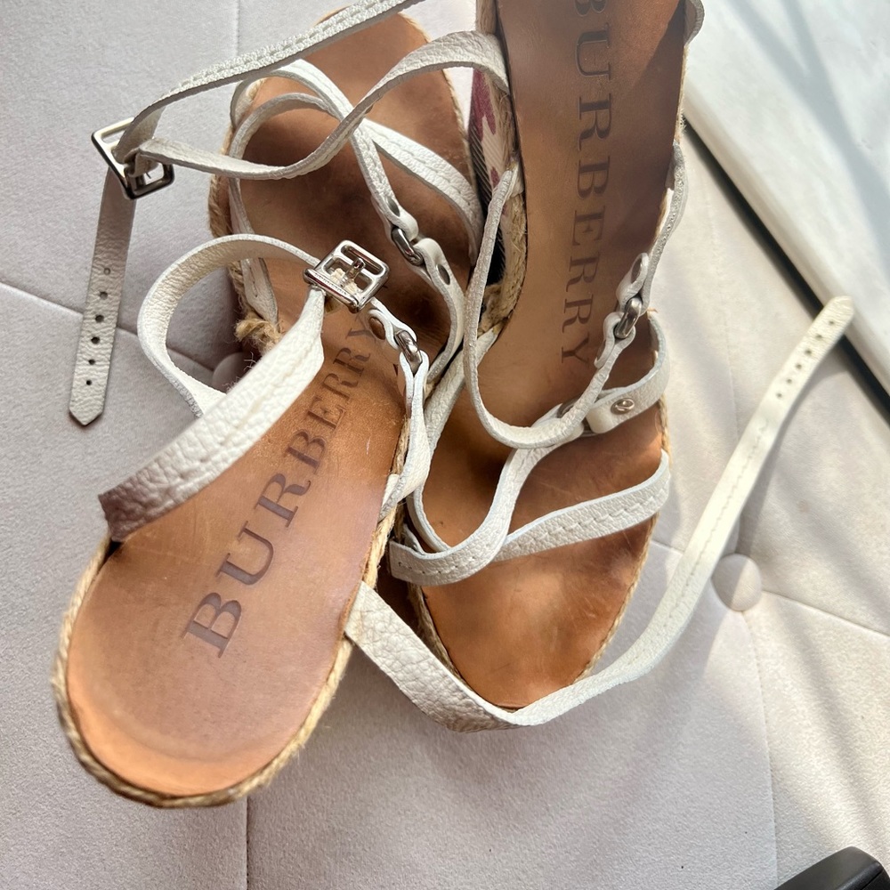 Burberry Sandals - Picture 8 of 16